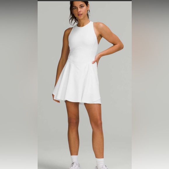 Lululemon Court Crush Tennis Dress size 6 - Picture 1 of 12